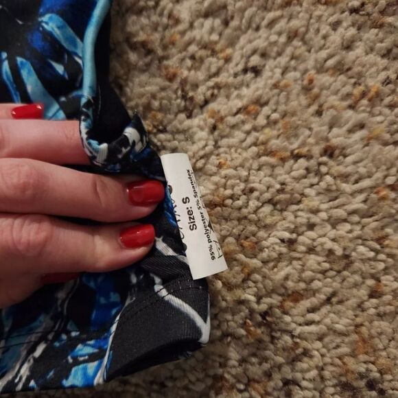 Moonshine CAMO Small Teal BLUE Camouflage New Women’s SPORTS BRA - Picture 2 of 3